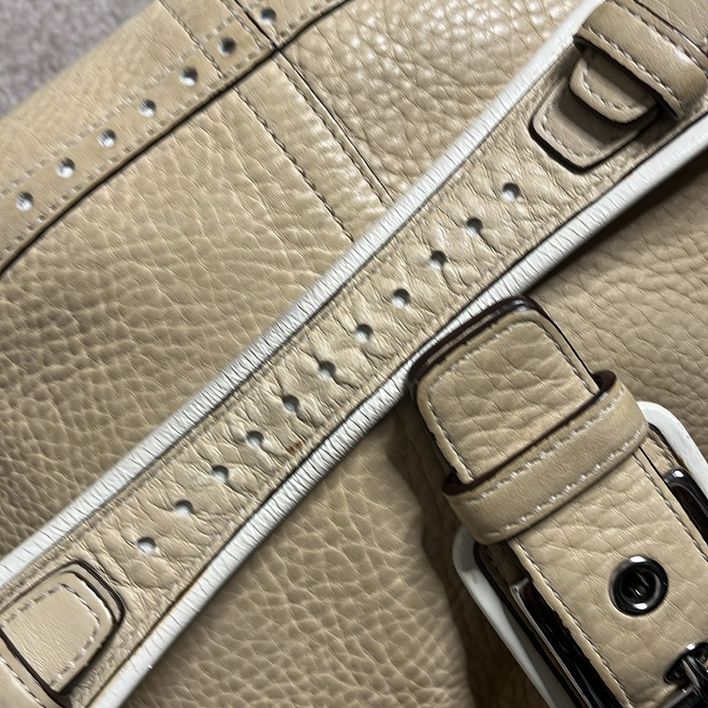 Coach Hampton cream pebble leather shoulder bag Y2K - Picture 10 of 13